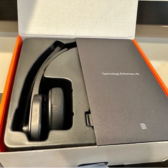 Thauker Bluetooth Headset with Microphone, Mute Button, Noise Cancelling - Picture 4 of 5